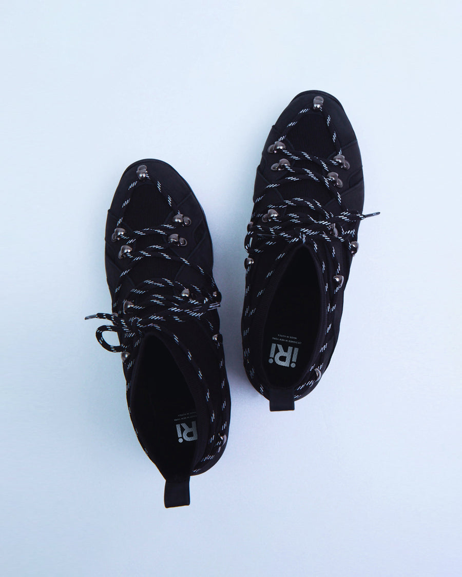 iRi Black ROY Eyelet Lace up Sneaker